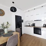 Piamola Bursztynowe Osiedle Pod Lasem Апартаменты *