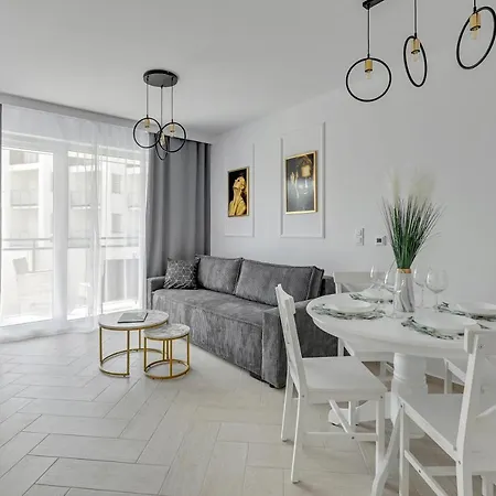 Piamola Bursztynowe Osiedle * ヤンタル