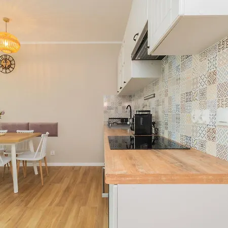 Piamola Bursztynowe Osiedle アパート