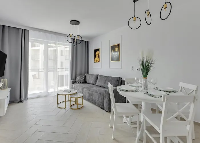 Piamola Bursztynowe Osiedle Pod Lasem * Jantar